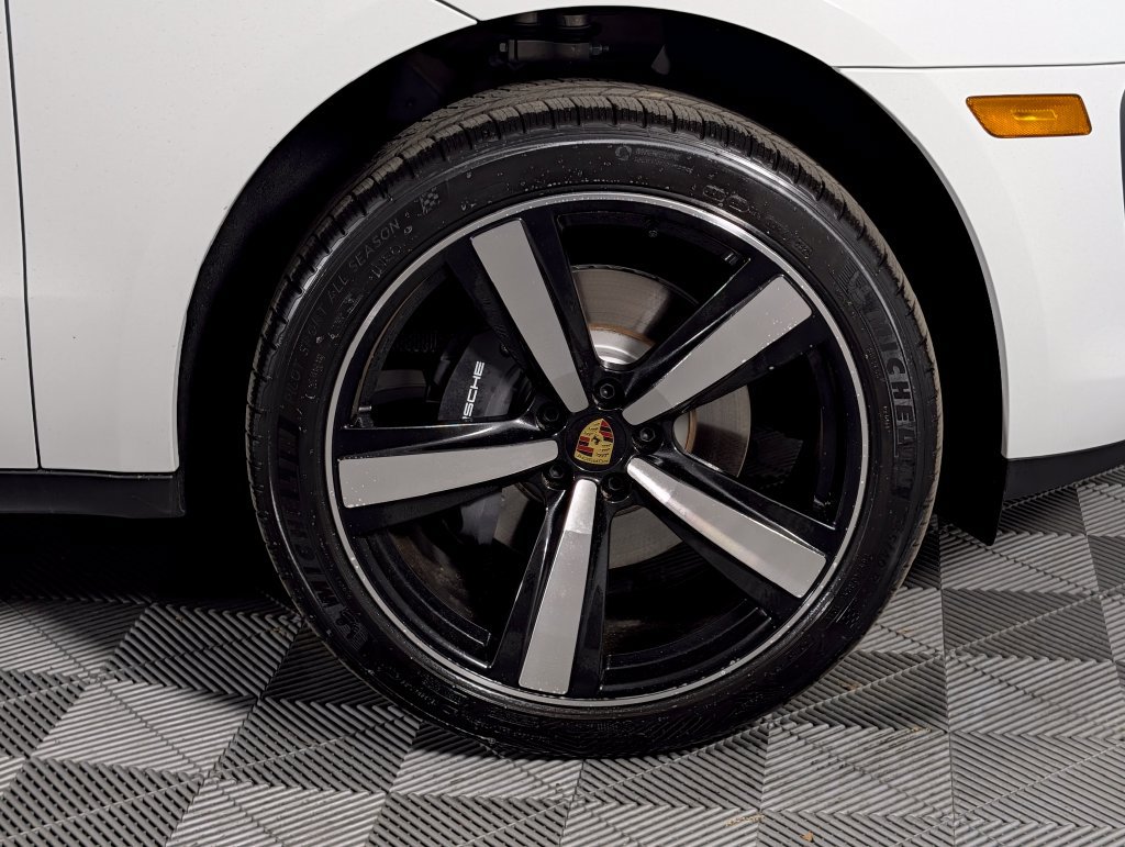 New 2026 Porsche Macan AWD/4WD image 14