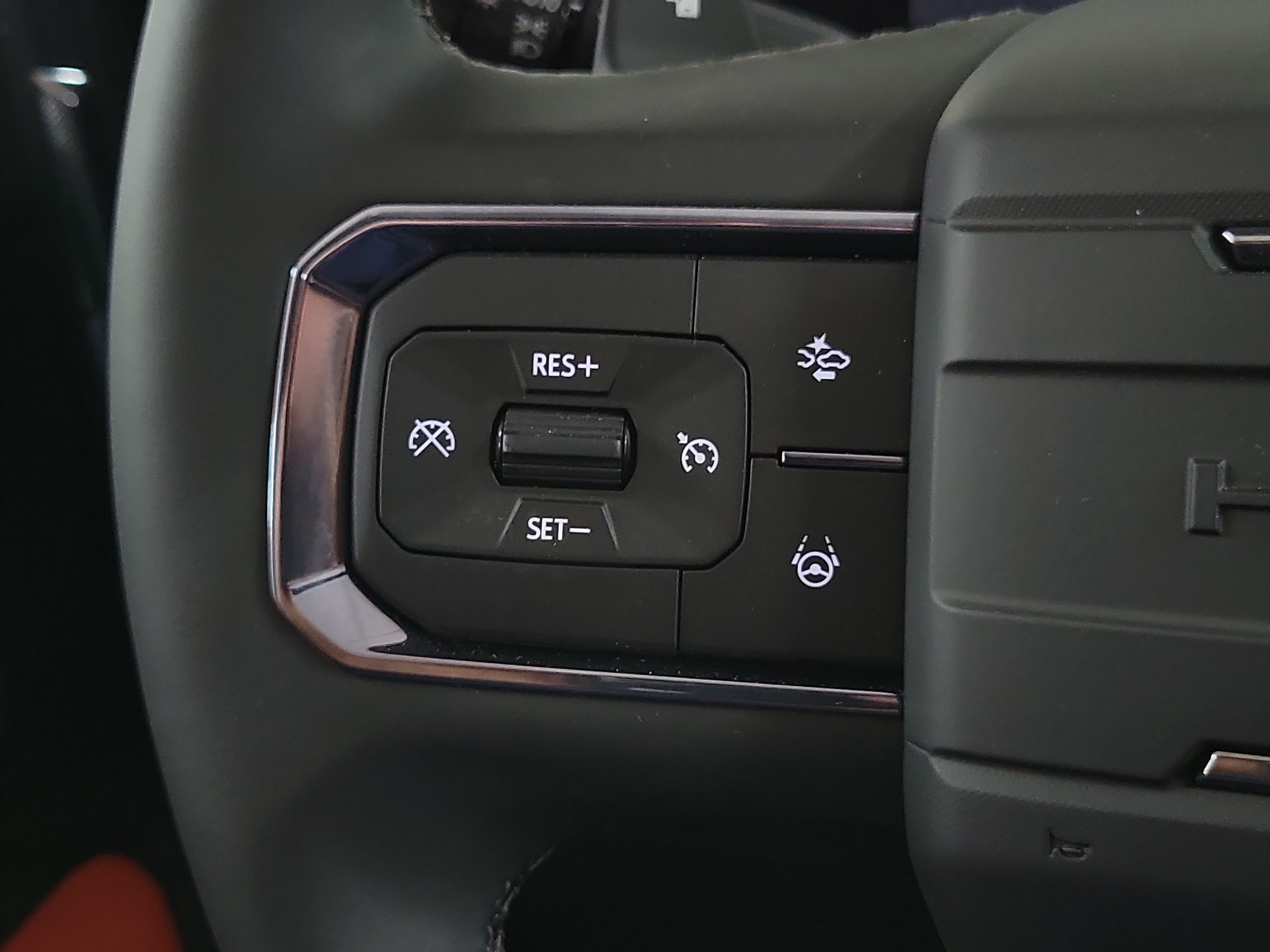 New 2026 GMC Hummer EV 3X w/ Carbon Fiber Edition Package AWD/4WD image 23