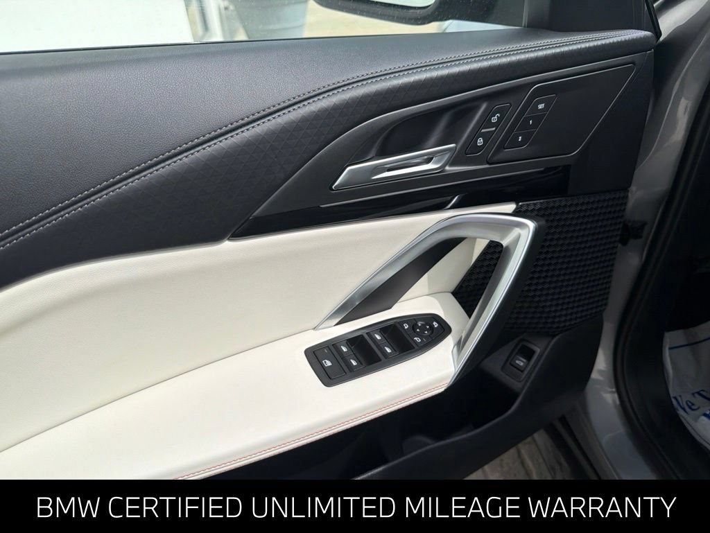 Certified 2025 BMW X2 xDrive28i w/ Convenience Package AWD/4WD image 31