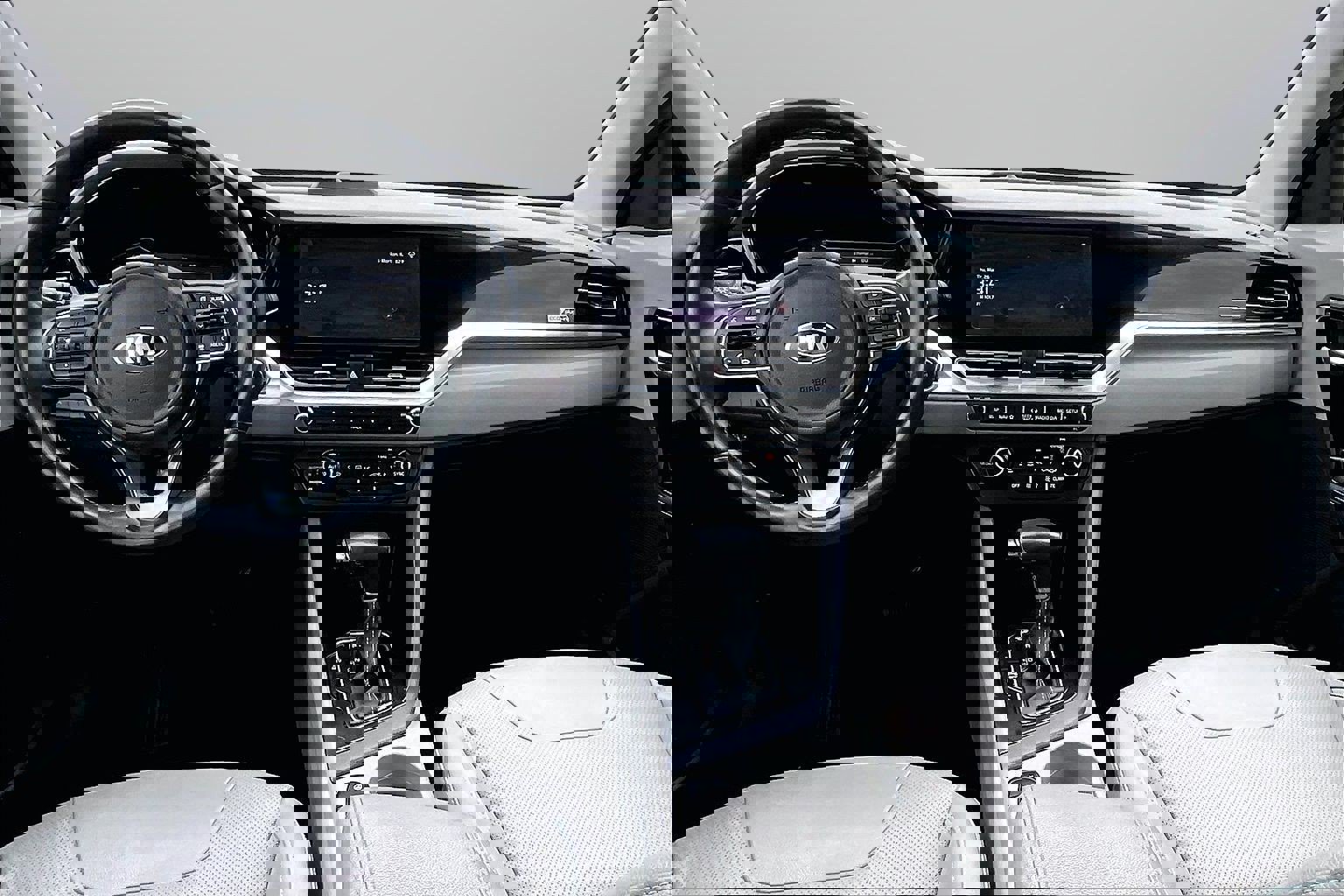 Used 2020 Kia Niro EX Premium image 14