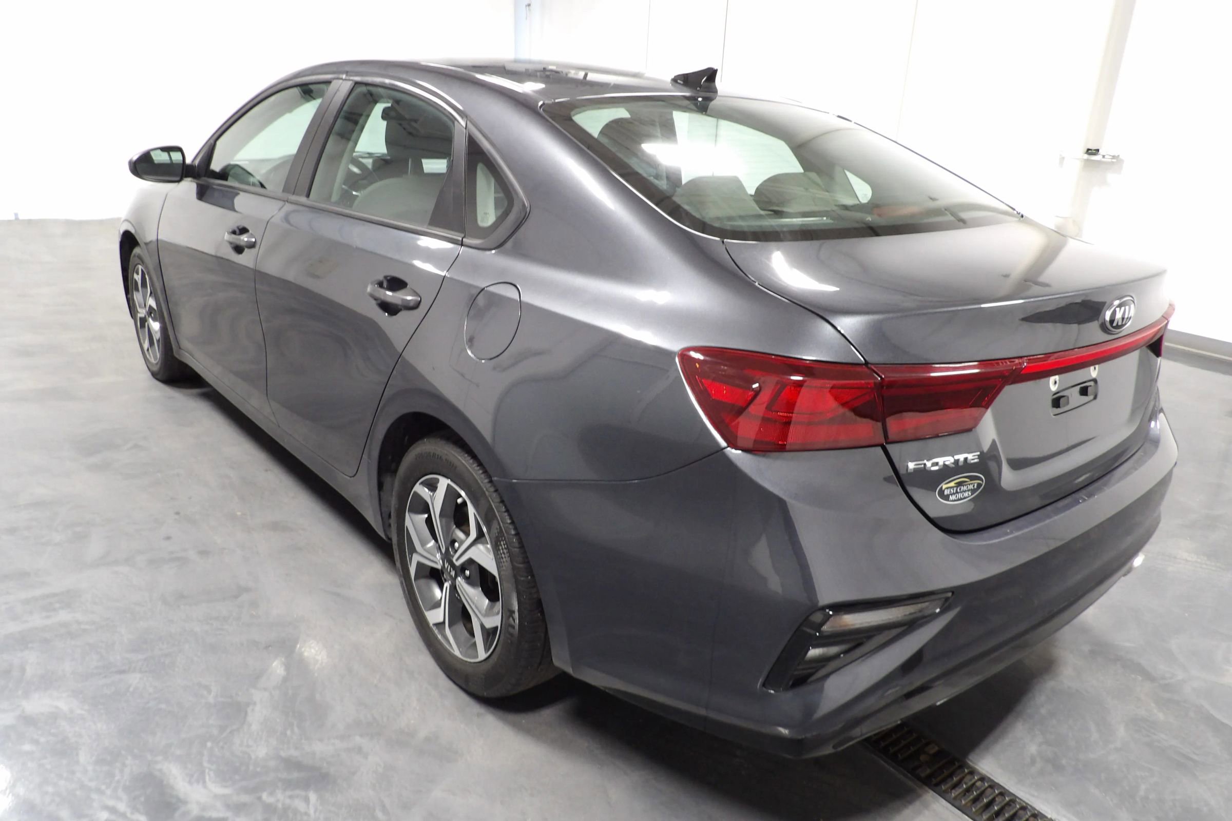 Used 2021 Kia Forte LXS image 6