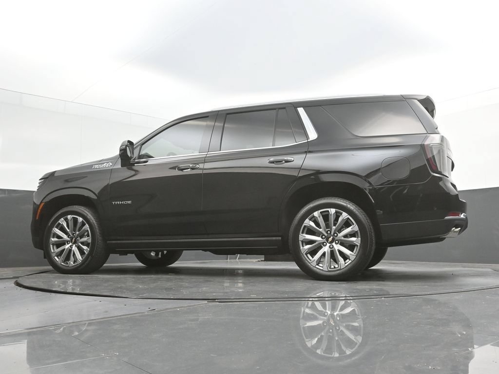 Used 2025 Chevrolet Tahoe High Country AWD/4WD image 43