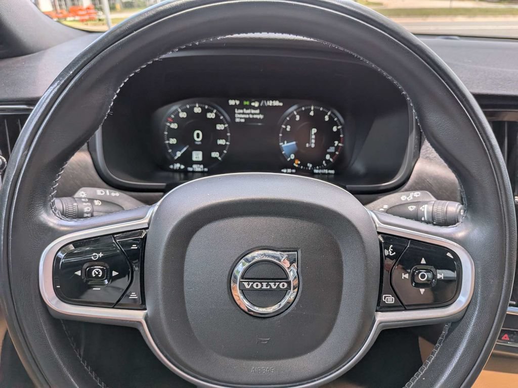 Used 2019 Volvo V90 T5 Cross Country w/ Protection Package Premier AWD/4WD image 40