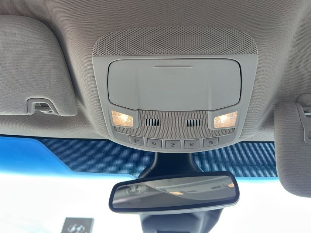 Used 2020 Ford Edge SEL AWD/4WD image 19