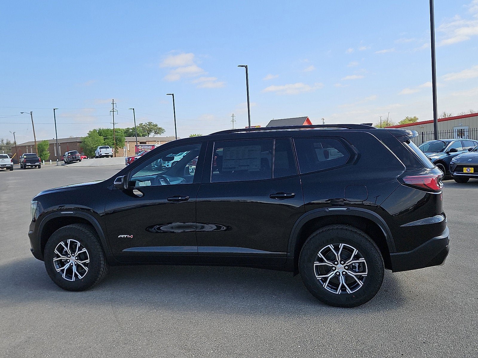New 2026 GMC Acadia AT4 w/ Luxury Package AWD/4WD image 2