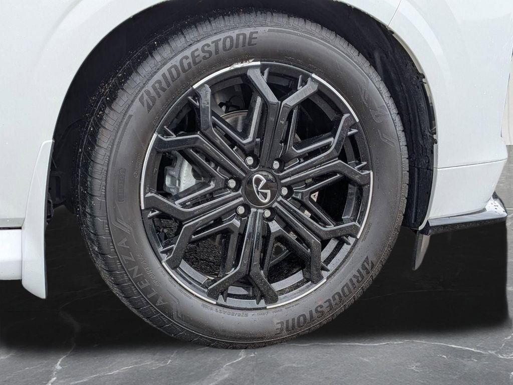 New 2026 INFINITI QX80 4WD w/ Sport Exterior Package image 34