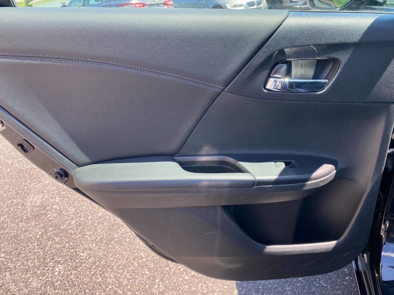 Used 2015 Honda Accord EX image 22