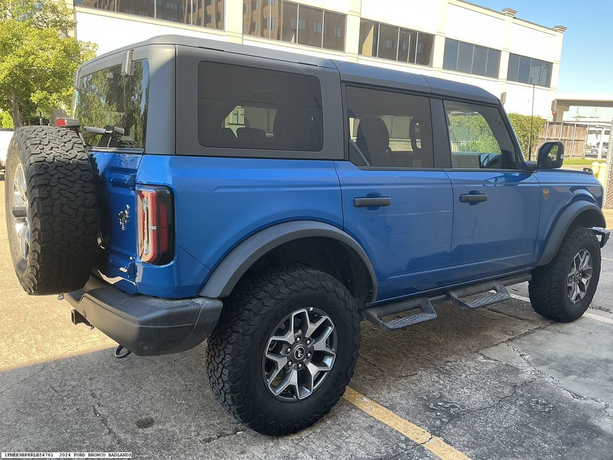 Used 2024 Ford Bronco Badlands AWD/4WD image 6