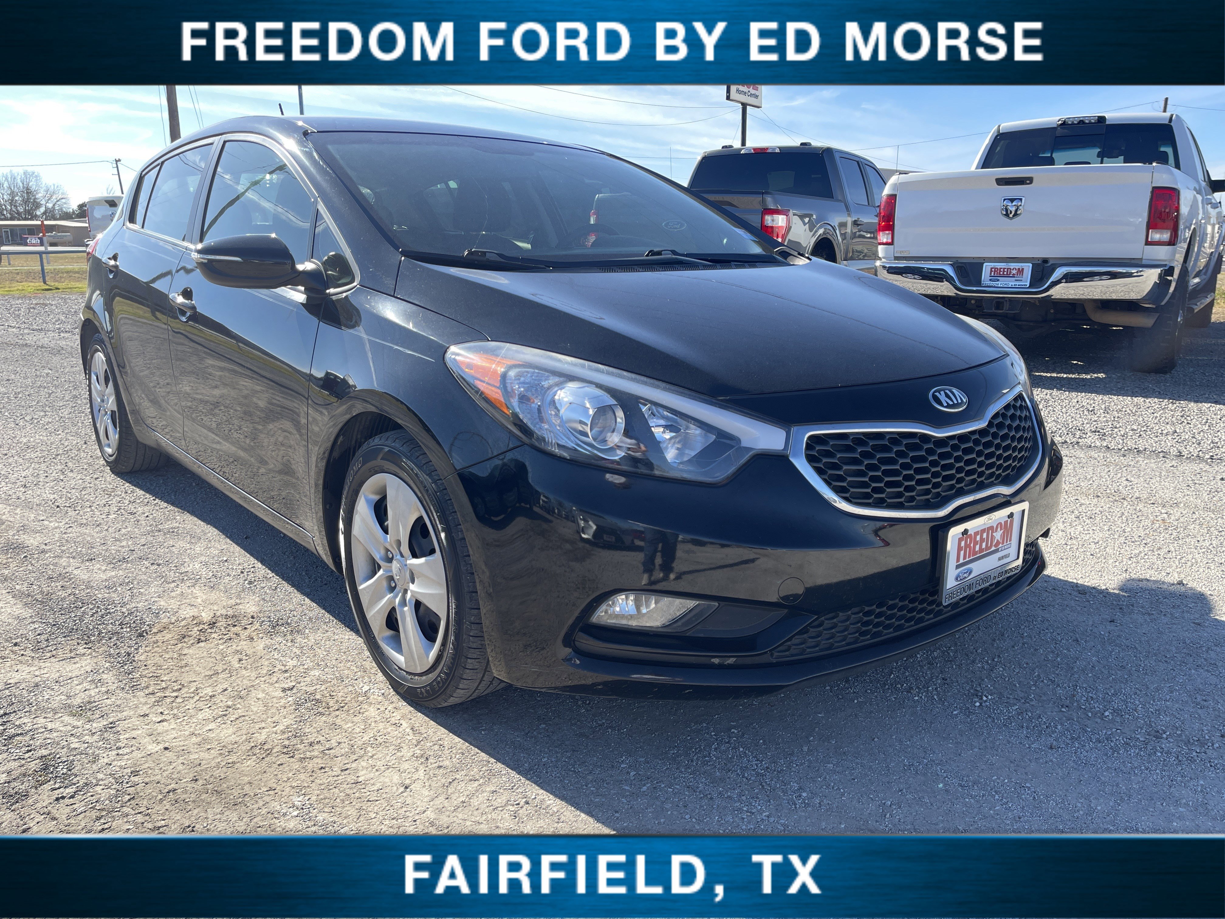 Used 2016 Kia Forte LX image 1