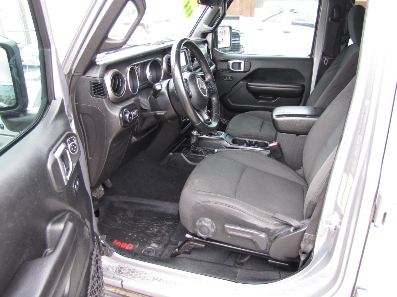 Used 2018 Jeep Wrangler Unlimited Sport S image 10