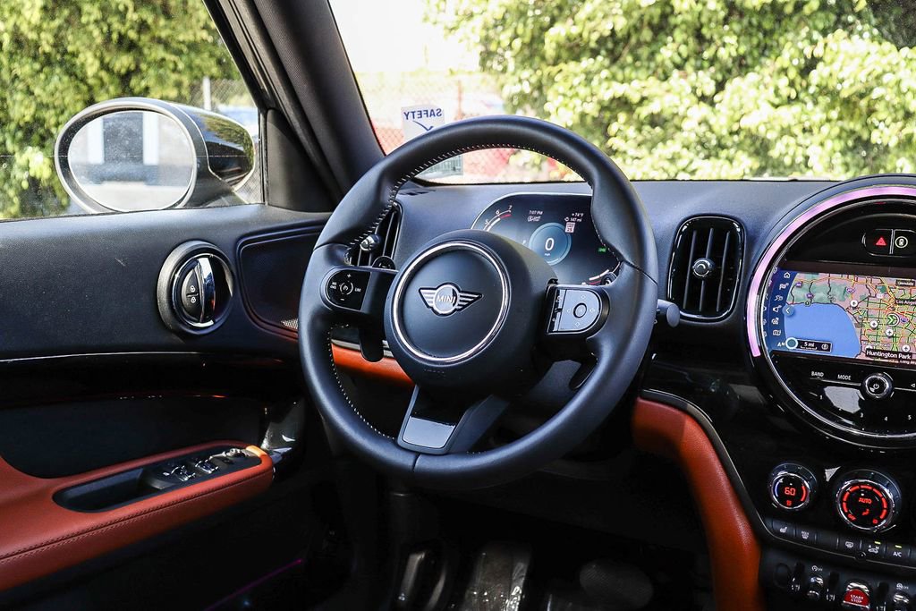 Used 2023 MINI Cooper Countryman S w/ Signature Upholstery Package FWD image 20