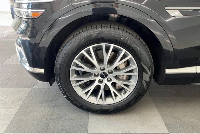 Used 2025 Genesis GV80 2.5T Standard AWD/4WD image 8