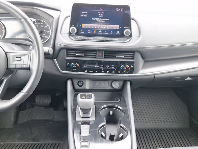 Certified 2024 Nissan Rogue SV w/ SV Premium Package FWD image 18