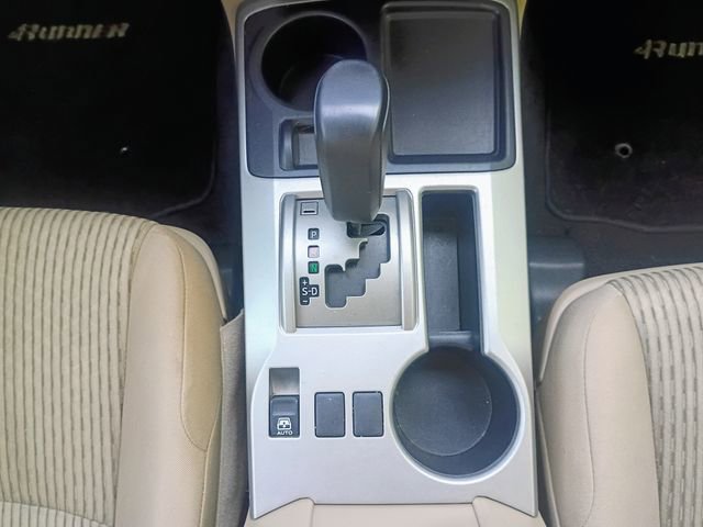 Used 2013 Toyota 4Runner SR5 image 28