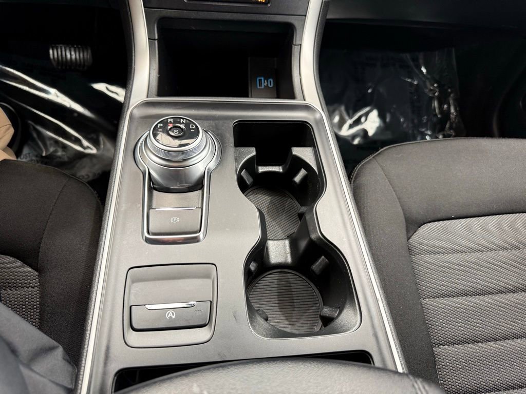 Used 2022 Ford Edge SE w/ Black Appearance Package image 38