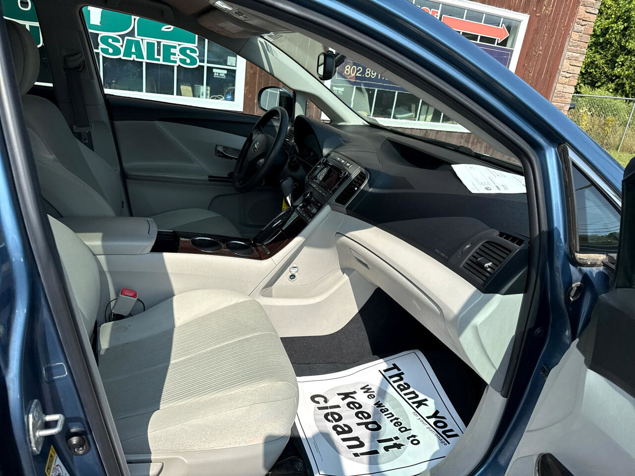 Used 2010 Toyota Venza AWD image 10