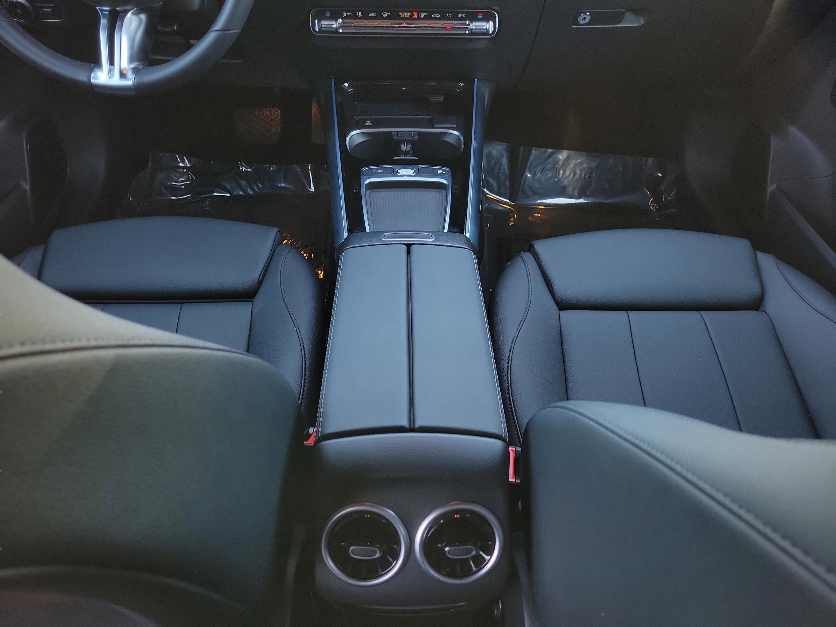 Used 2025 Mercedes-Benz GLA 250 image 30