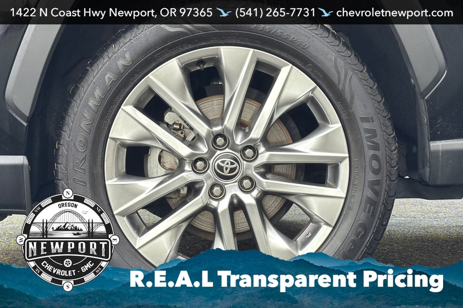 Used 2021 Toyota RAV4 Limited AWD/4WD image 26