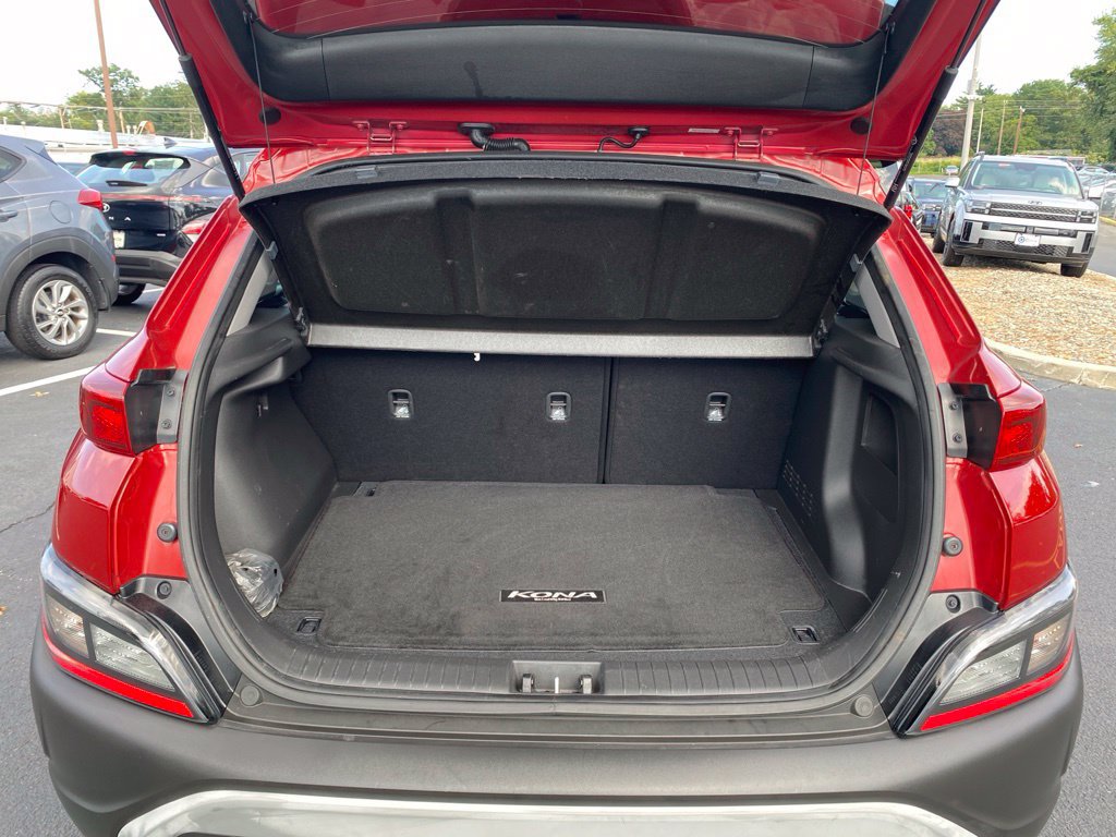 Certified 2023 Hyundai Kona SEL w/ Convenience Package AWD/4WD image 16