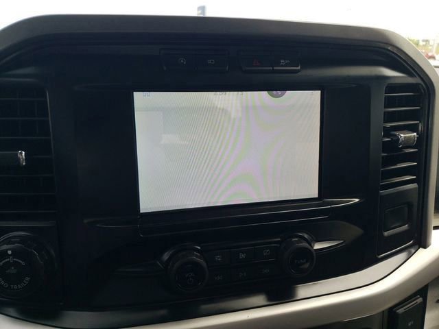 Used 2021 Ford F150 XLT w/ Trailer Tow Package image 16