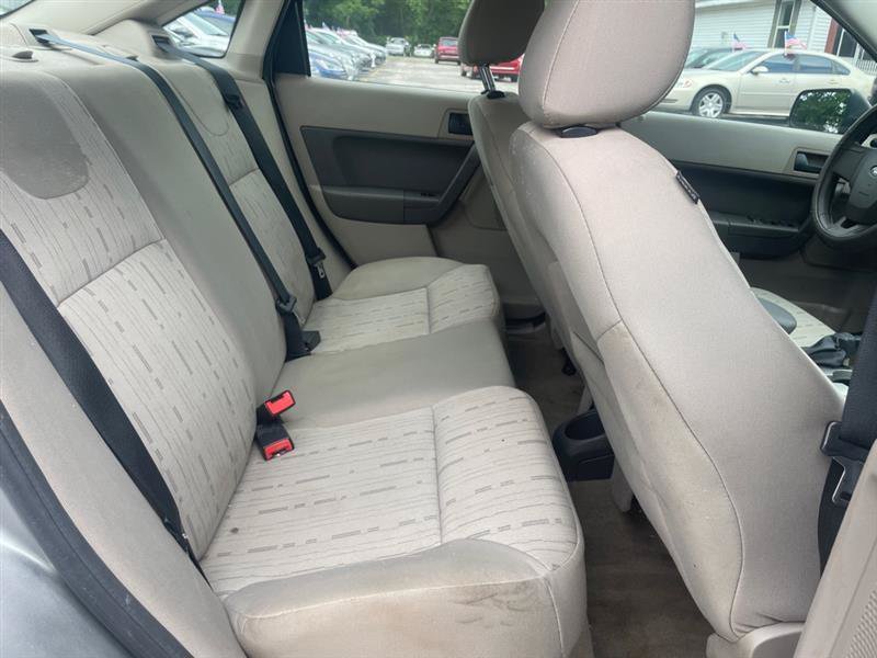 Used 2008 Ford Focus SE FWD image 13