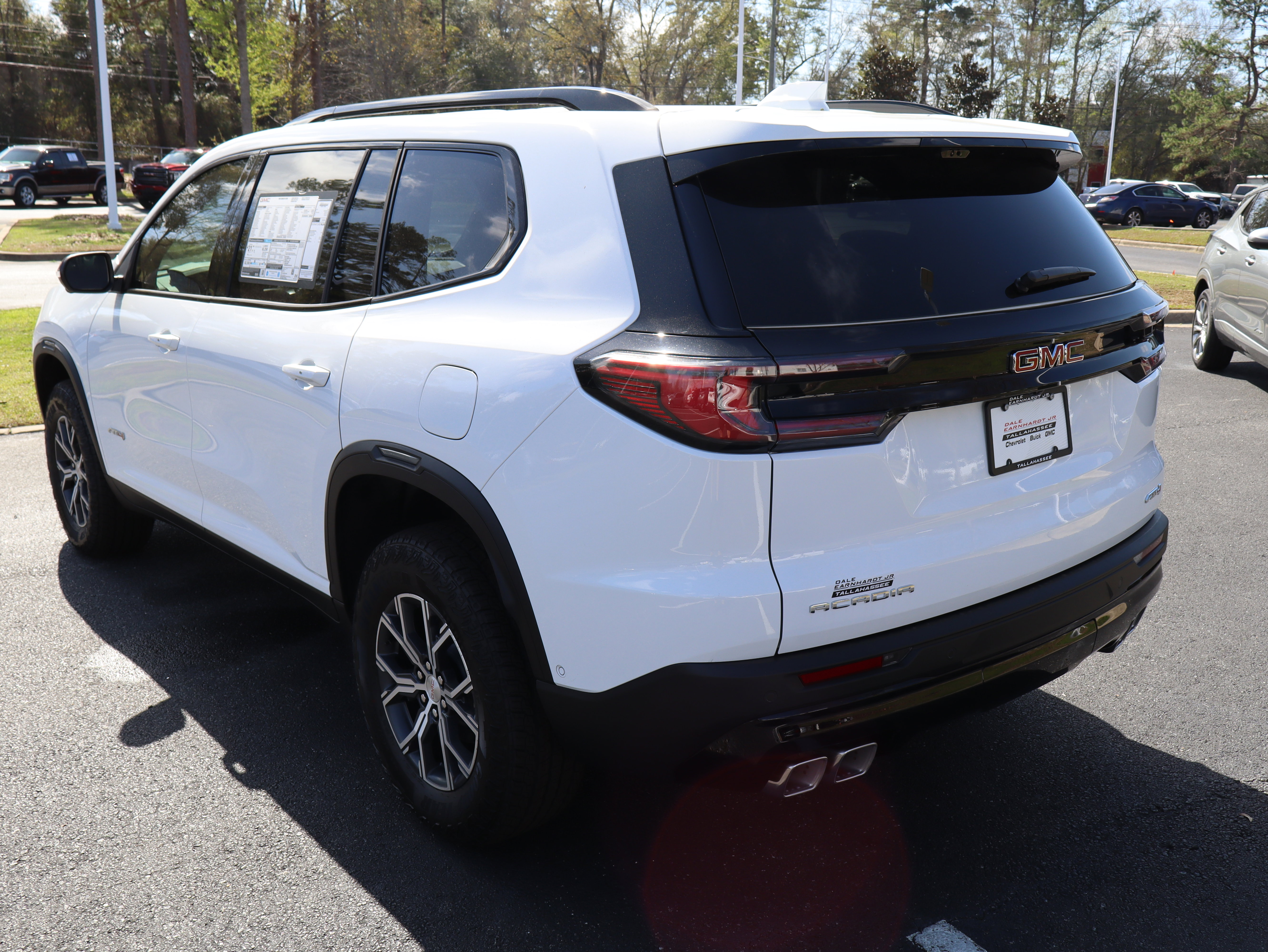 New 2026 GMC Acadia AT4 w/ Super Cruise Package image 7