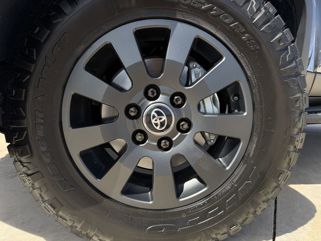 Used 2025 Toyota Land Cruiser w/ Premium Package image 9