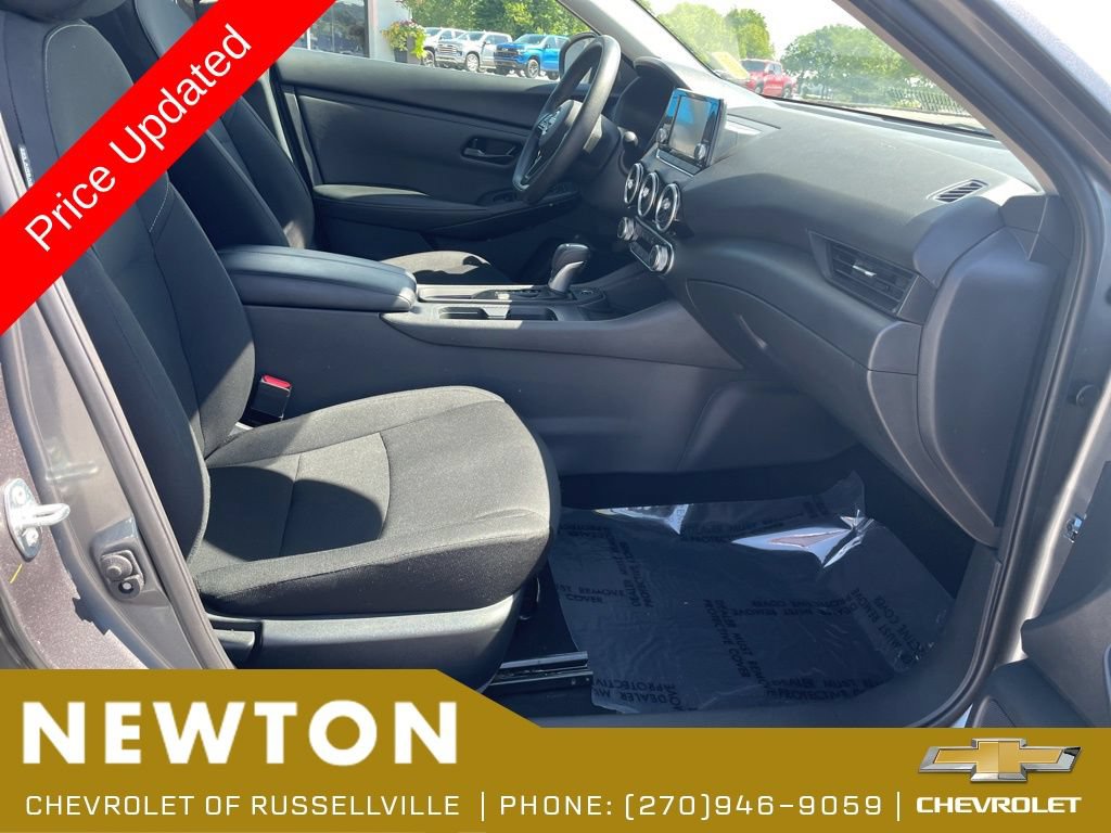 Used 2025 Nissan Sentra S FWD image 22