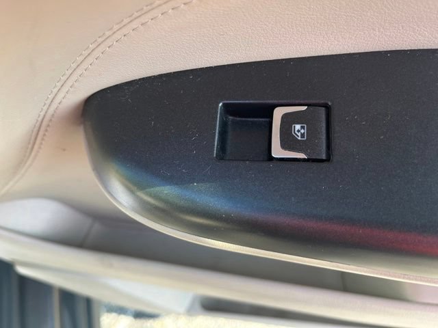 Used 2014 Cadillac SRX Luxury FWD image 38