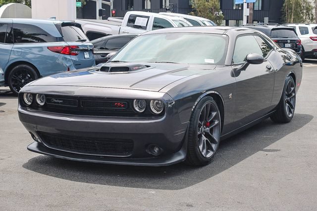 Used 2022 Dodge Challenger R/T Scat Pack w/ Shaker Package RWD image 3