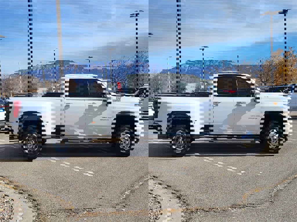 Certified 2023 Chevrolet Silverado 3500 High Country image 2
