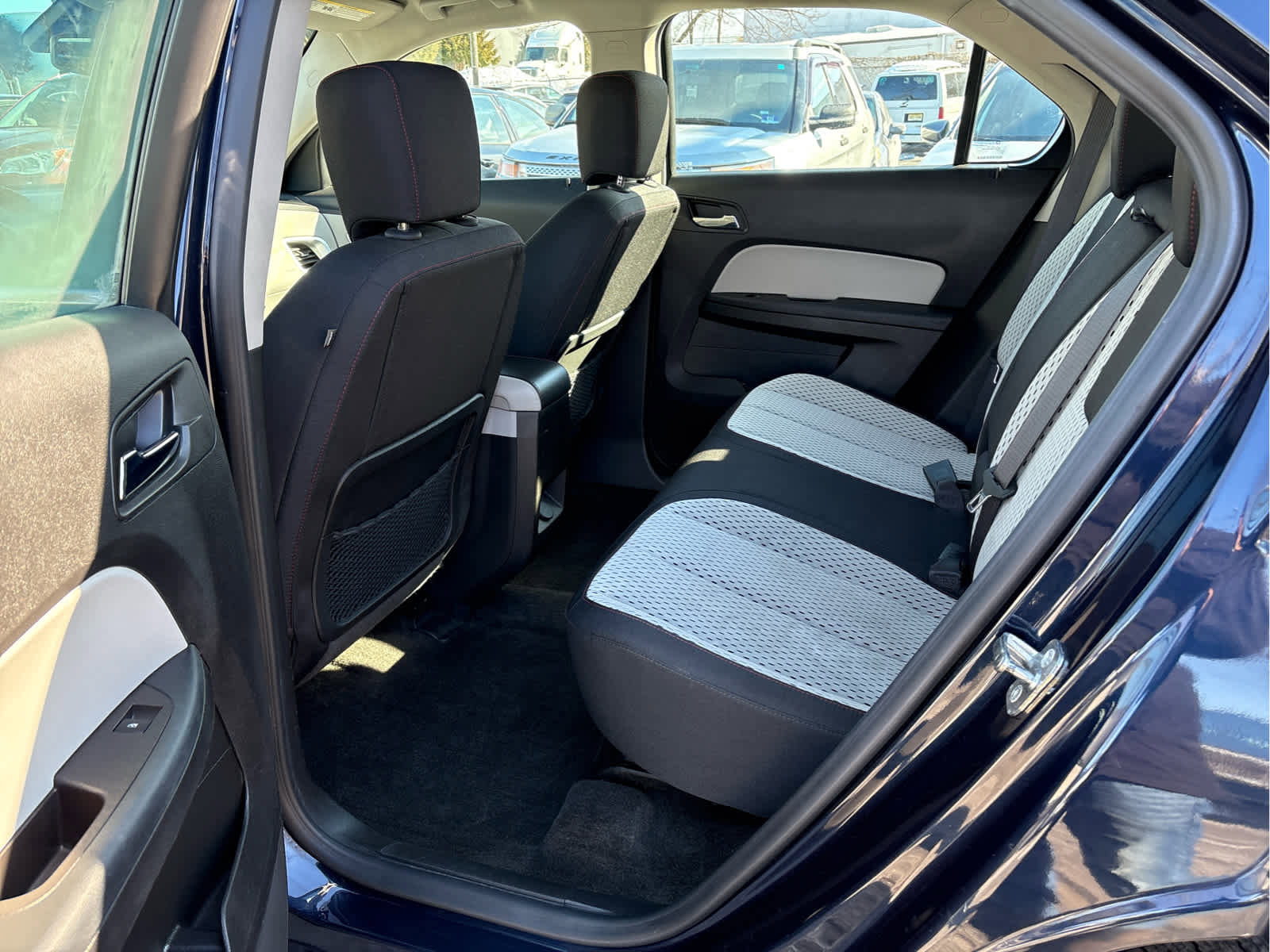 Used 2015 Chevrolet Equinox LS image 10