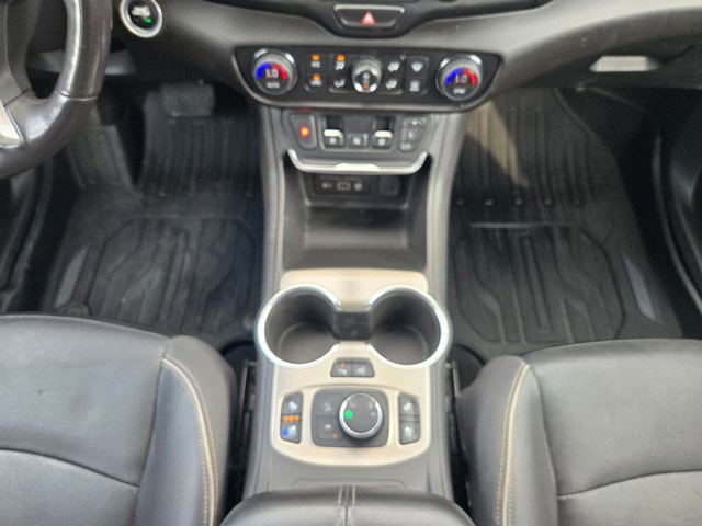 Used 2019 GMC Terrain Denali image 12