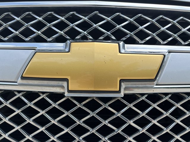 Used 2013 Chevrolet Avalanche LTZ AWD/4WD image 31