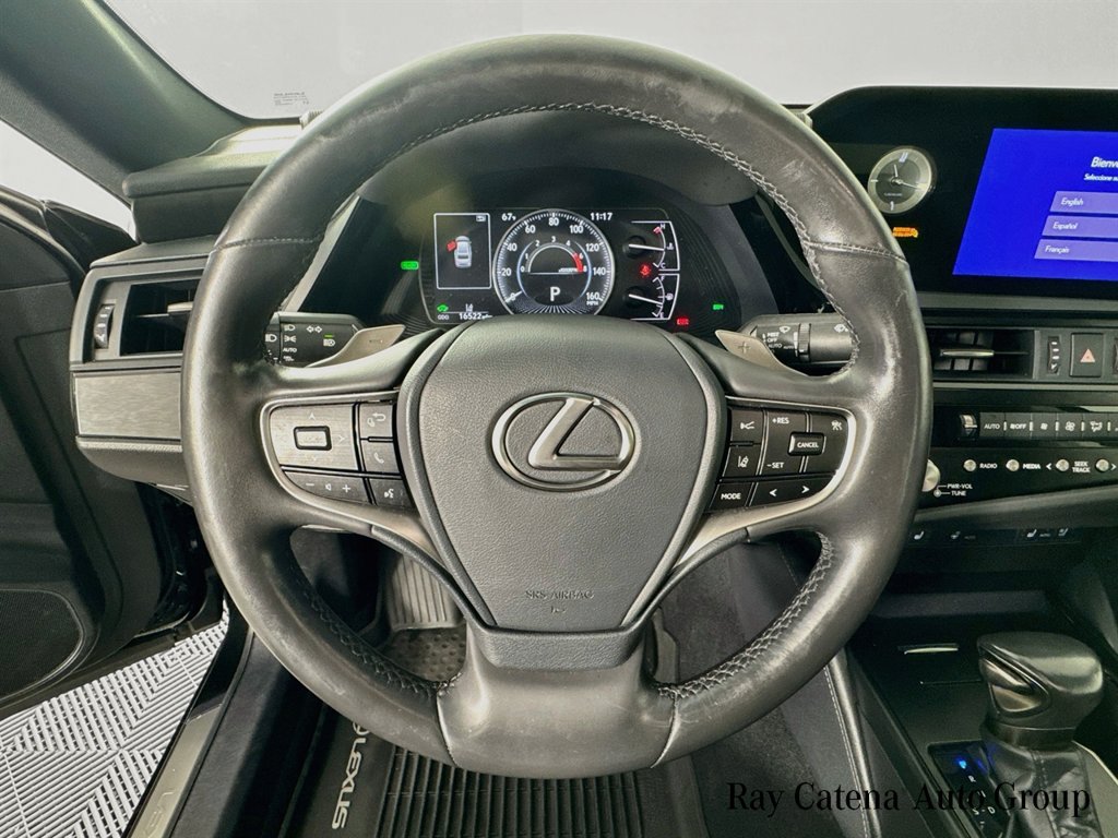Certified 2024 Lexus ES 300h w/ Premium Package FWD image 11