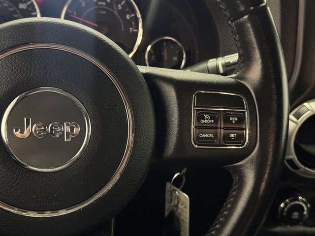 Used 2018 Jeep Wrangler Unlimited Sahara image 19