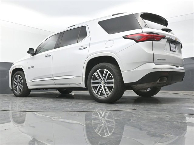 Used 2023 Chevrolet Traverse High Country image 39