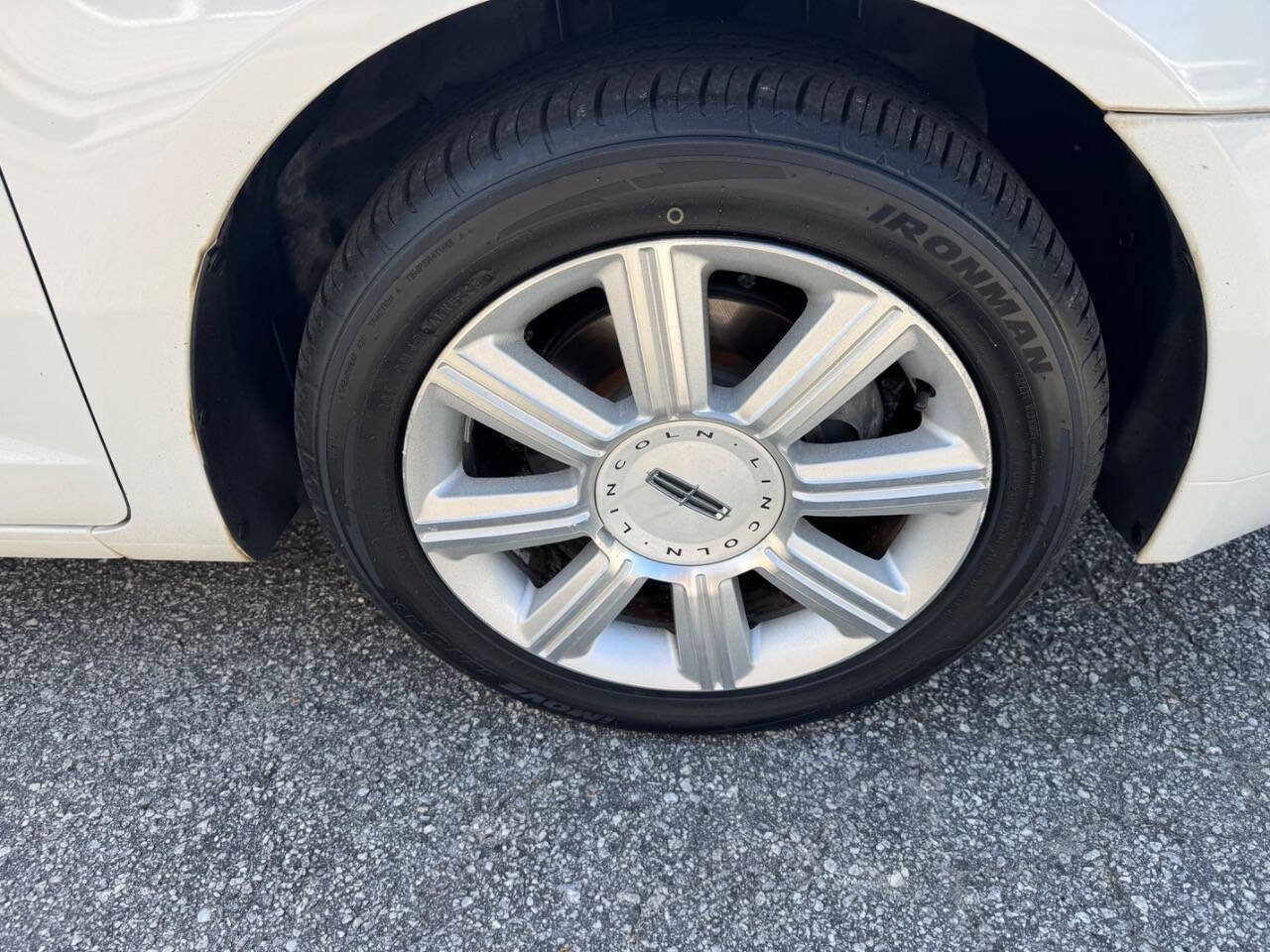Used 2007 Lincoln MKZ FWD image 10