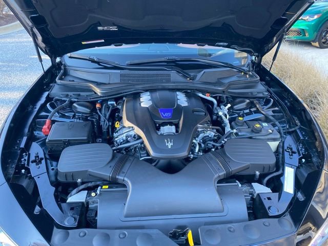 Used 2022 Maserati Ghibli Modena Q4 image 10