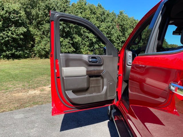 Used 2019 GMC Sierra 1500 SLT w/ SLT Premium Plus Package AWD/4WD image 21