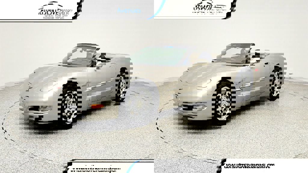 Used 2000 Chevrolet Corvette Convertible w/ Memory Pkg RWD image 1