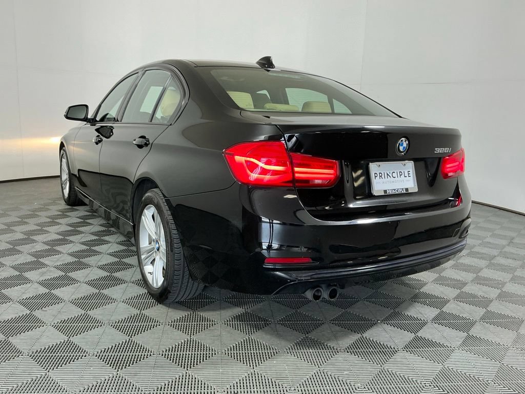 Used 2016 BMW 328i Sedan RWD image 7