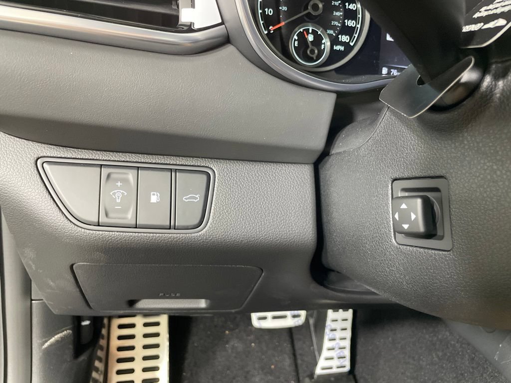 New 2026 Genesis G70 3.3T Sport Prestige AWD/4WD image 9