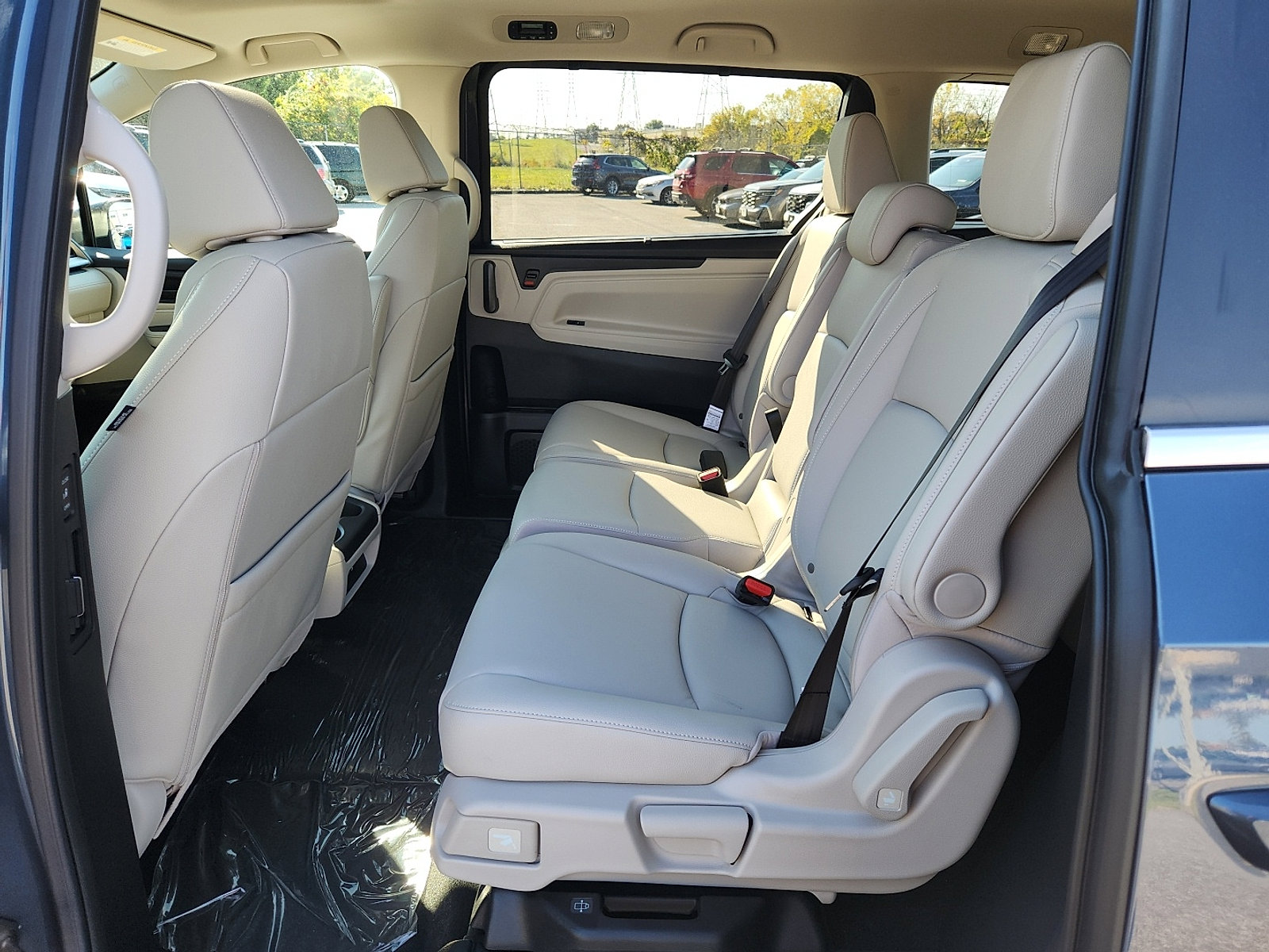New 2026 Honda Odyssey EX-L image 6