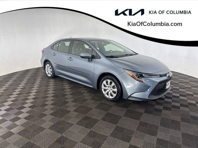 Used 2022 Toyota Corolla LE image 1