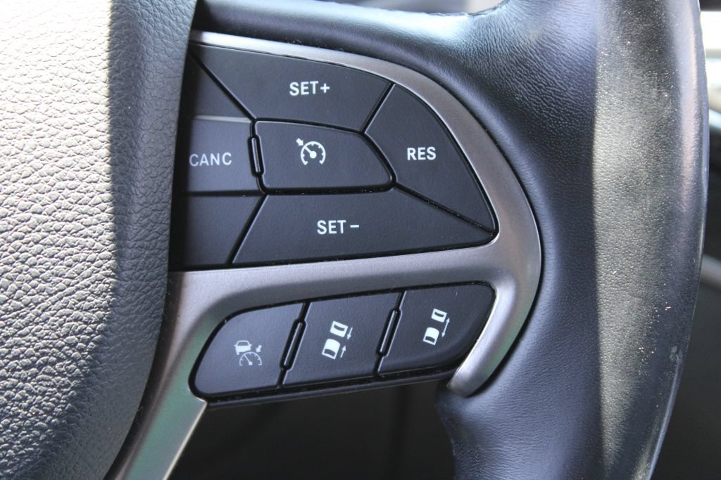 Used 2021 Jeep Grand Cherokee Limited w/ Quick Order Package 28K 80th RWD image 27