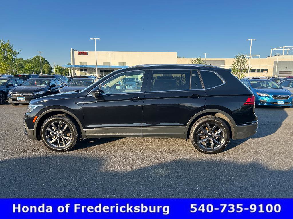 Used 2022 Volkswagen Tiguan SE FWD image 3