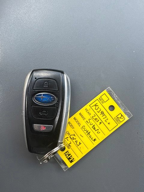 Used 2019 Subaru Outback 3.6R Limited AWD/4WD image 16