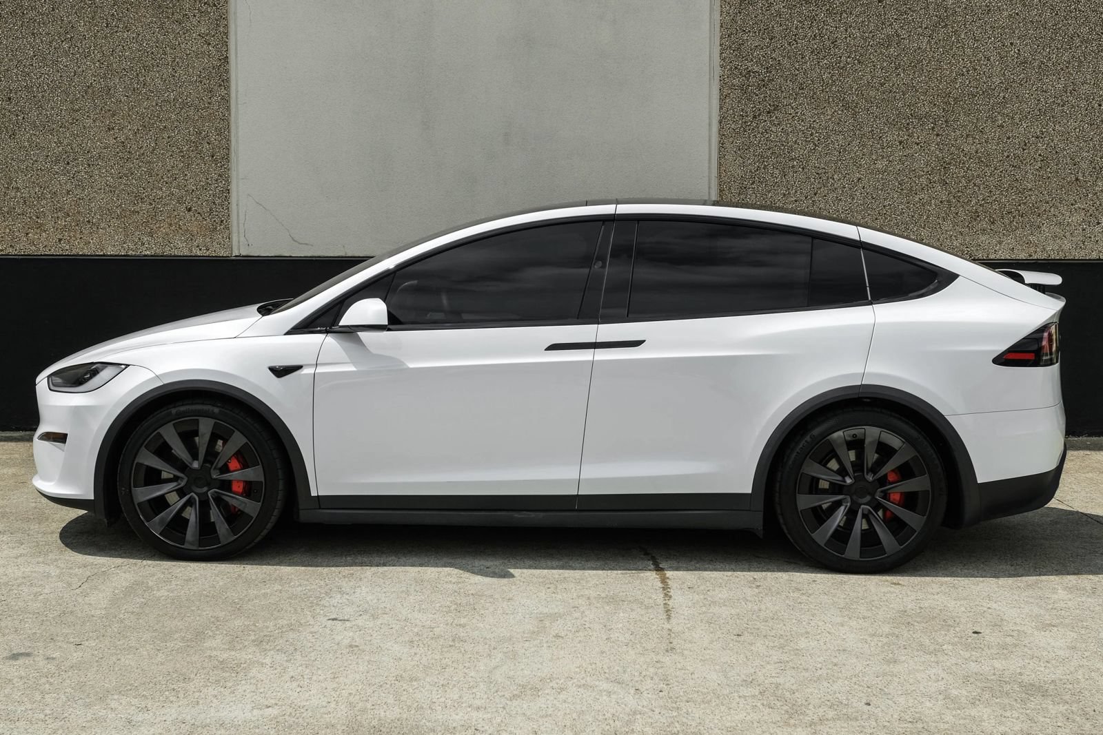 Used 2023 Tesla Model X Plaid AWD/4WD image 10