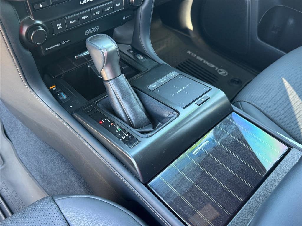 Used 2023 Lexus GX 460 Premium w/ Accessory Package AWD/4WD image 26